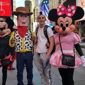 Meet your Posher, Eric